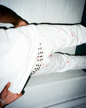 Load image into Gallery viewer, White Bloody Denim
