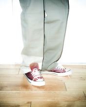 Load image into Gallery viewer, RC Low Chucks
